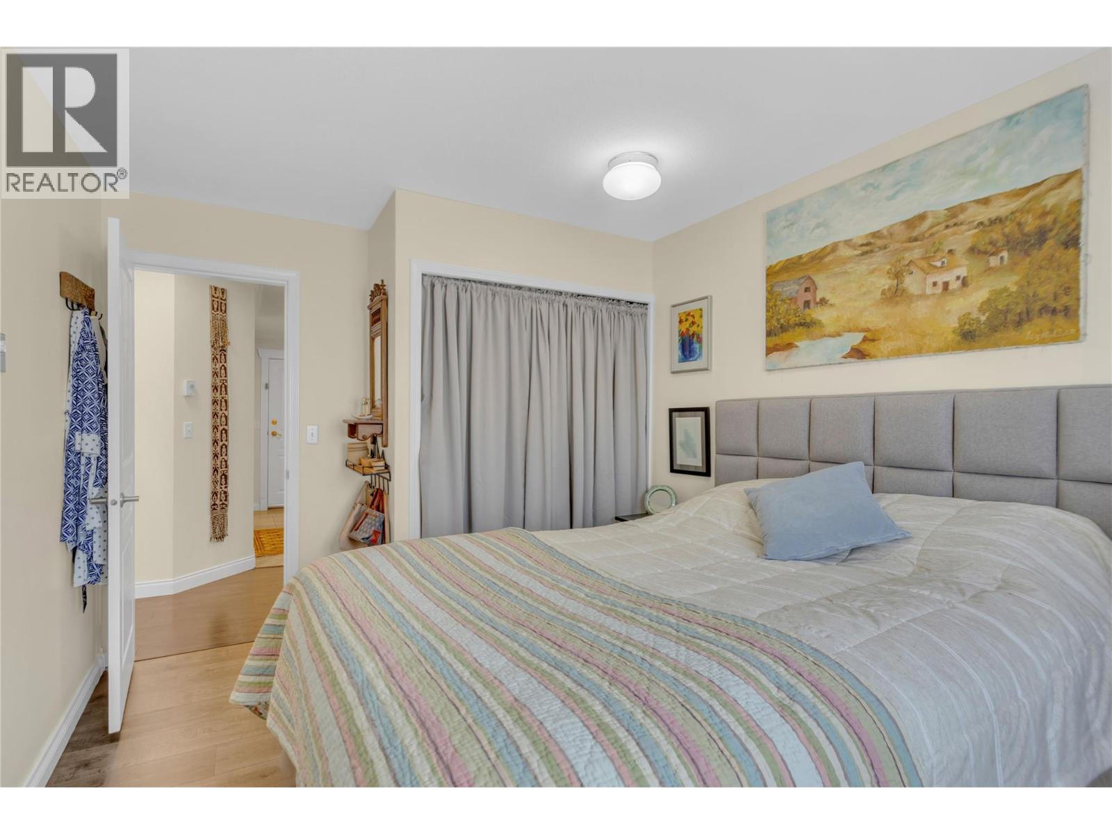 #107 727 Houghton Road - 19