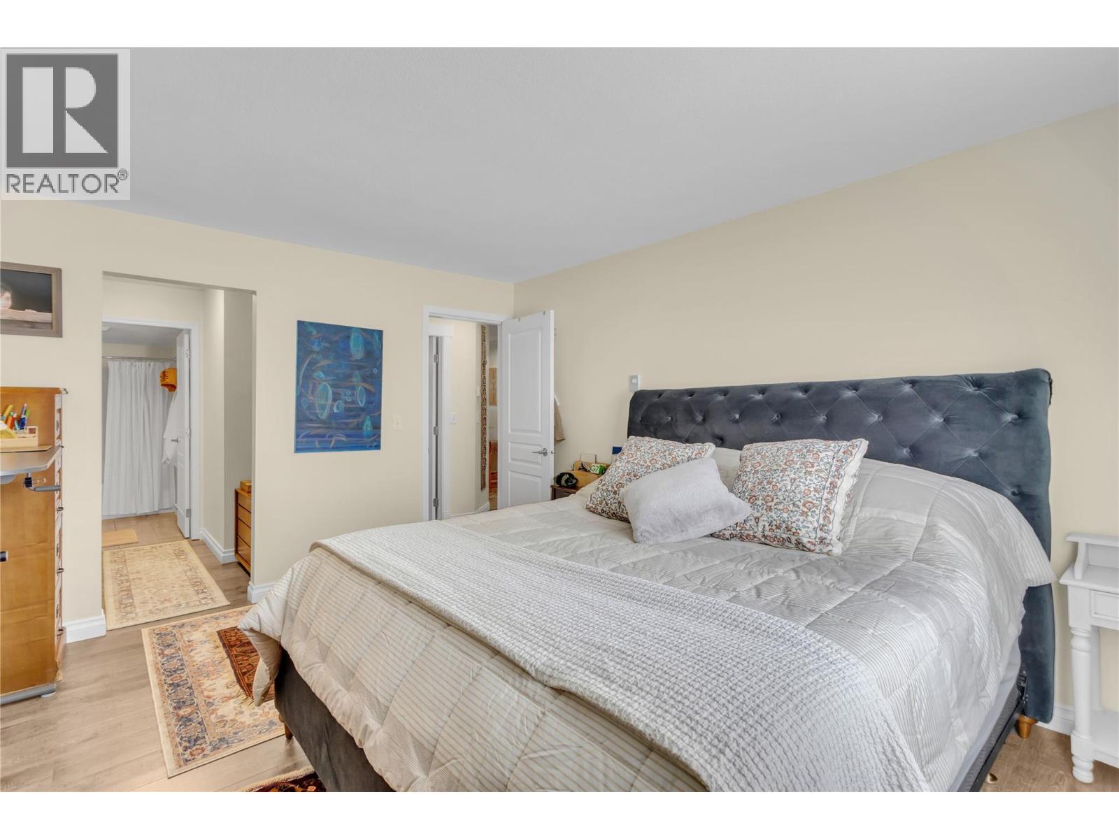 #107 727 Houghton Road - 12