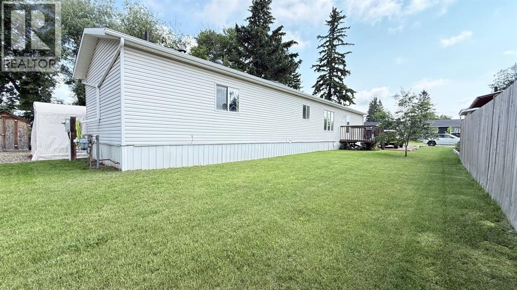108 1 Street W - Image 6