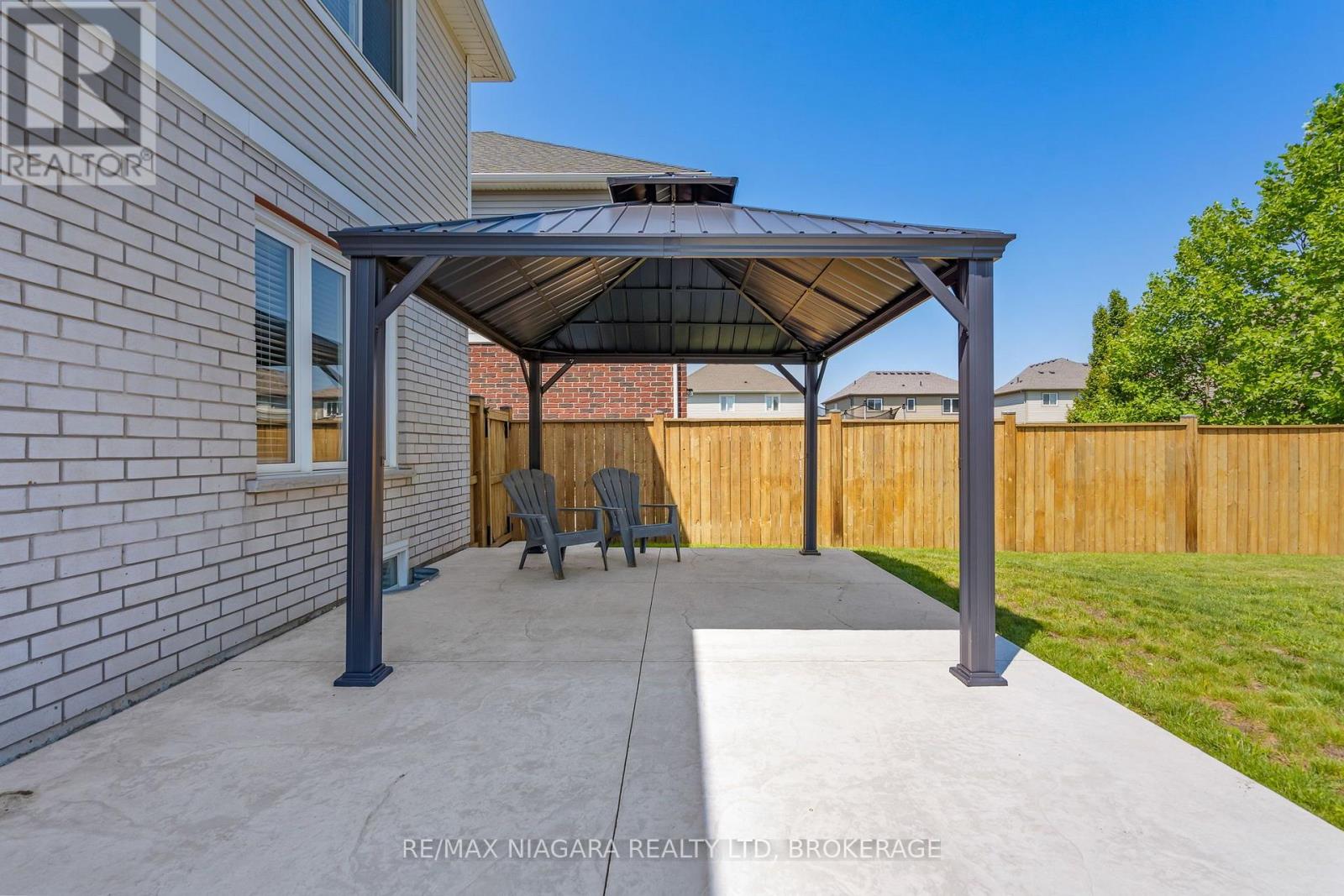 7 RILEY AVENUE - 34