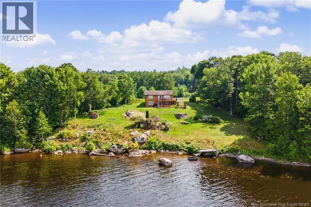 11 Ritchie Road - 13