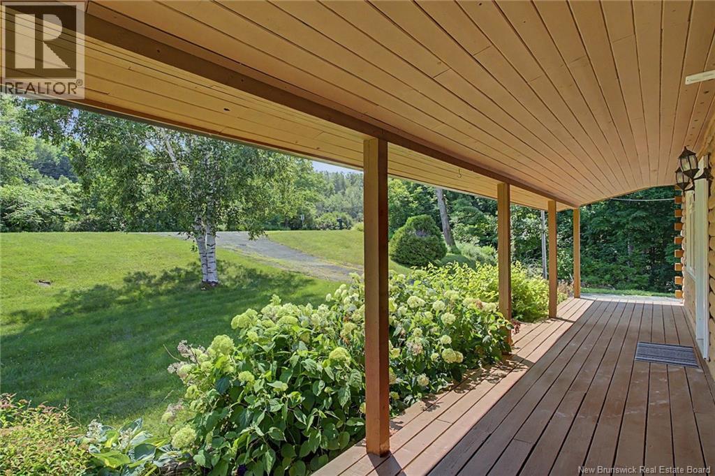 11 Ritchie Road - 18