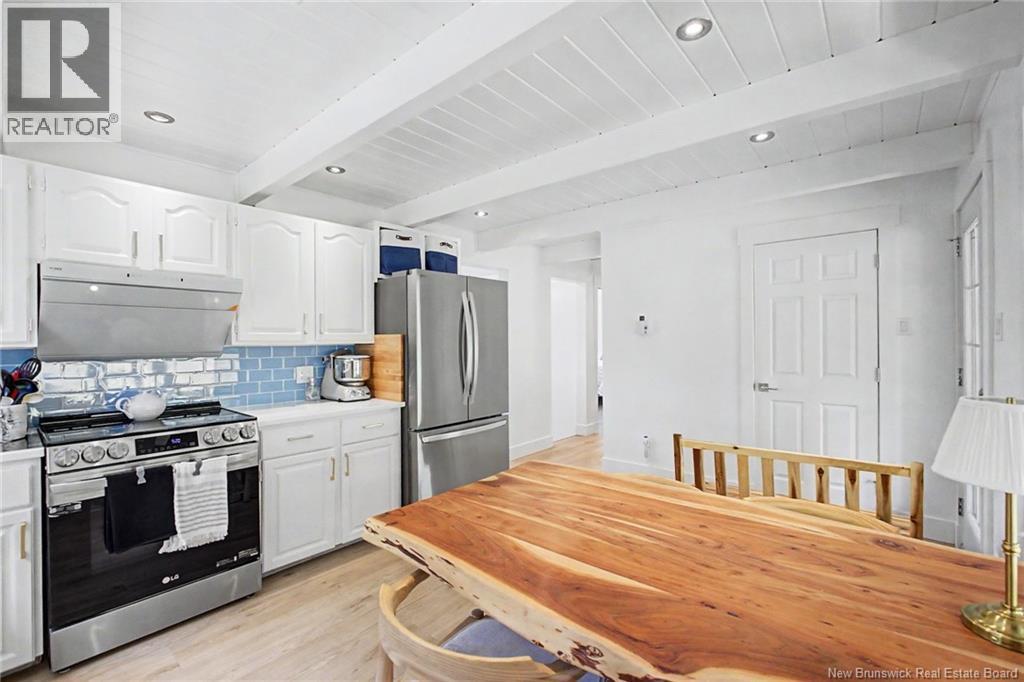 11 Ritchie Road - 25