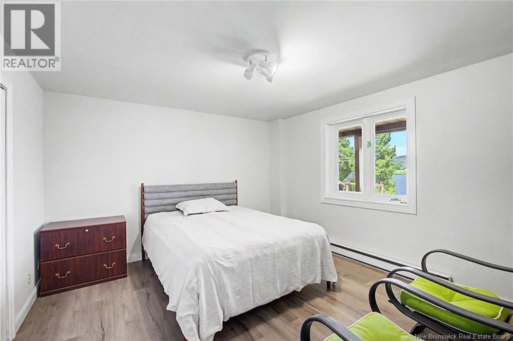 11 Ritchie Road - 40