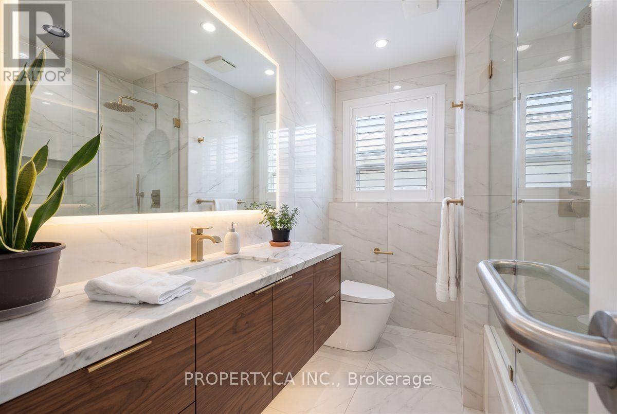 48 KENNARD AVENUE - 26