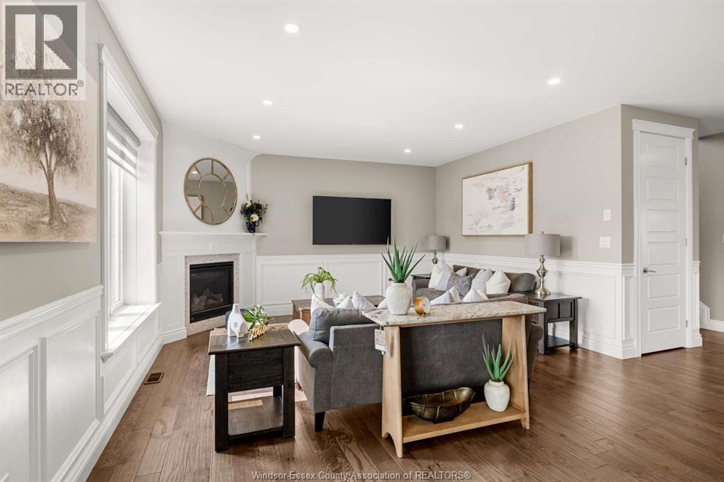 557 CHATEAU AVENUE - 16