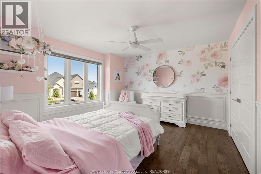 557 CHATEAU AVENUE - 28