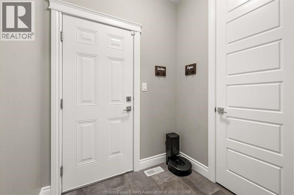 557 CHATEAU AVENUE - 38