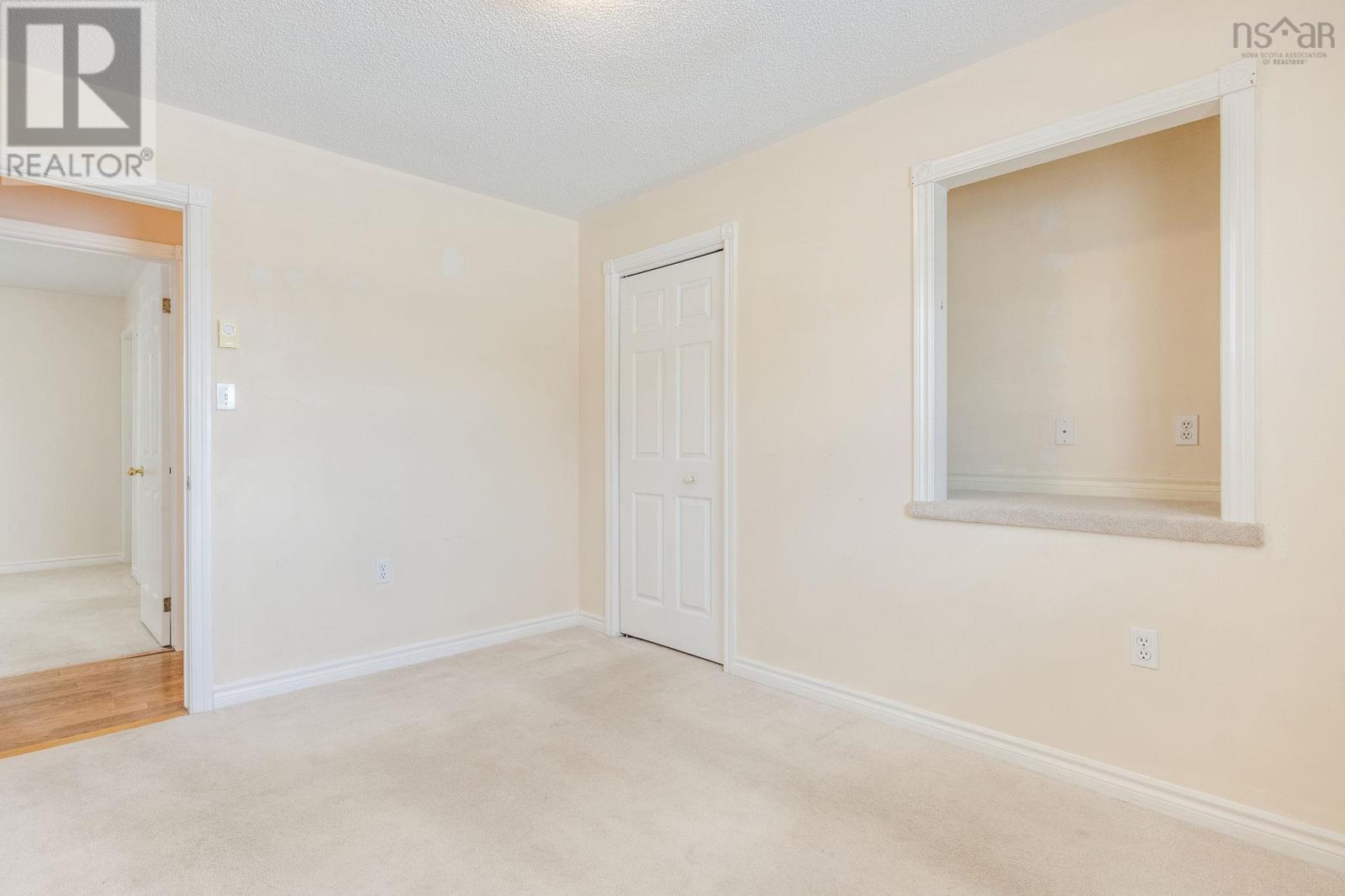 23 Valley Road - 24