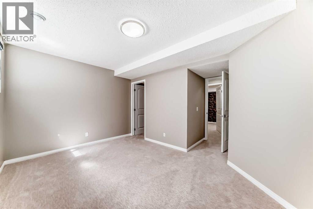 8407 Saddlebrook Drive NE - 39
