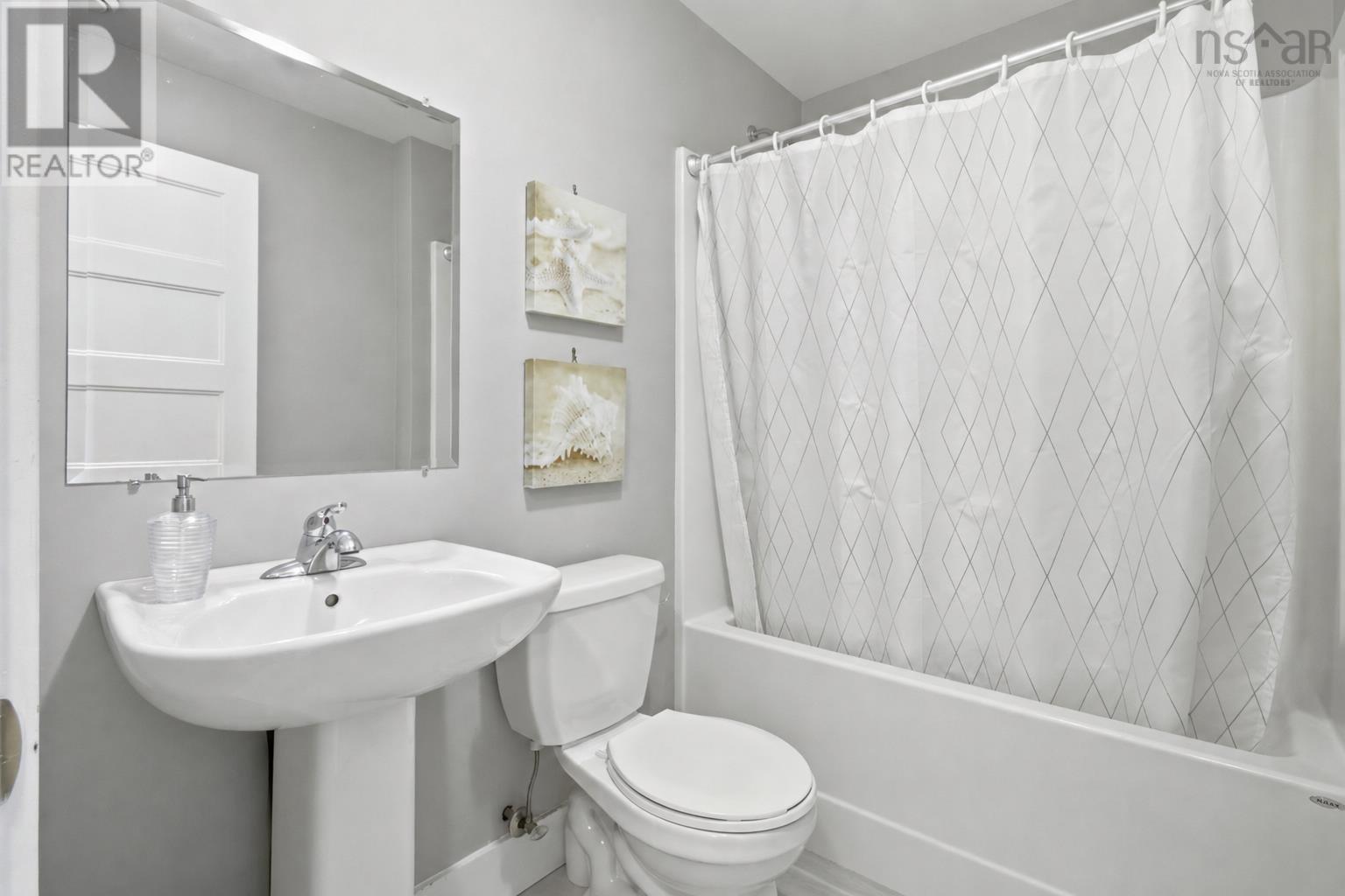 129 Executive Drive - 34