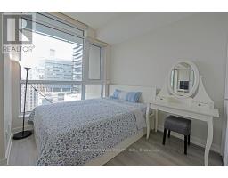 1708 - 199 Richmond Street W, Toronto, ON M5V0H4 Photo 9