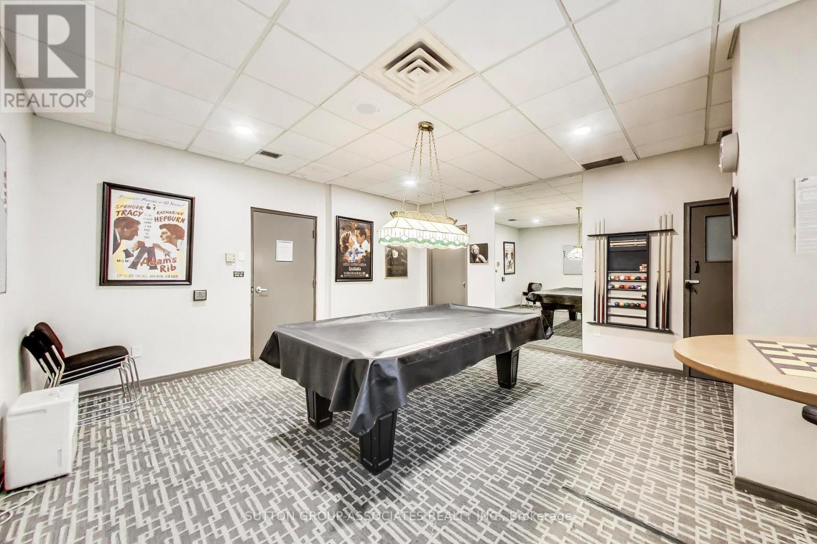 #204 75 WYNFORD HTS CRESCENT - 37