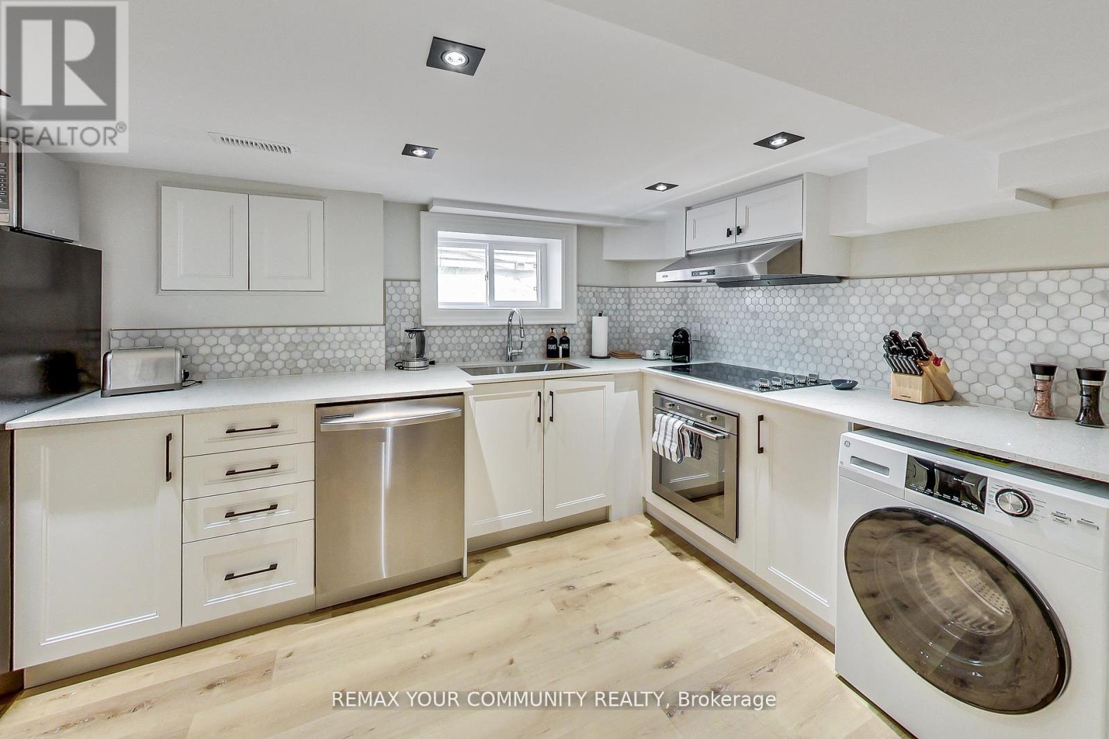 47 SOUDAN AVENUE - 29