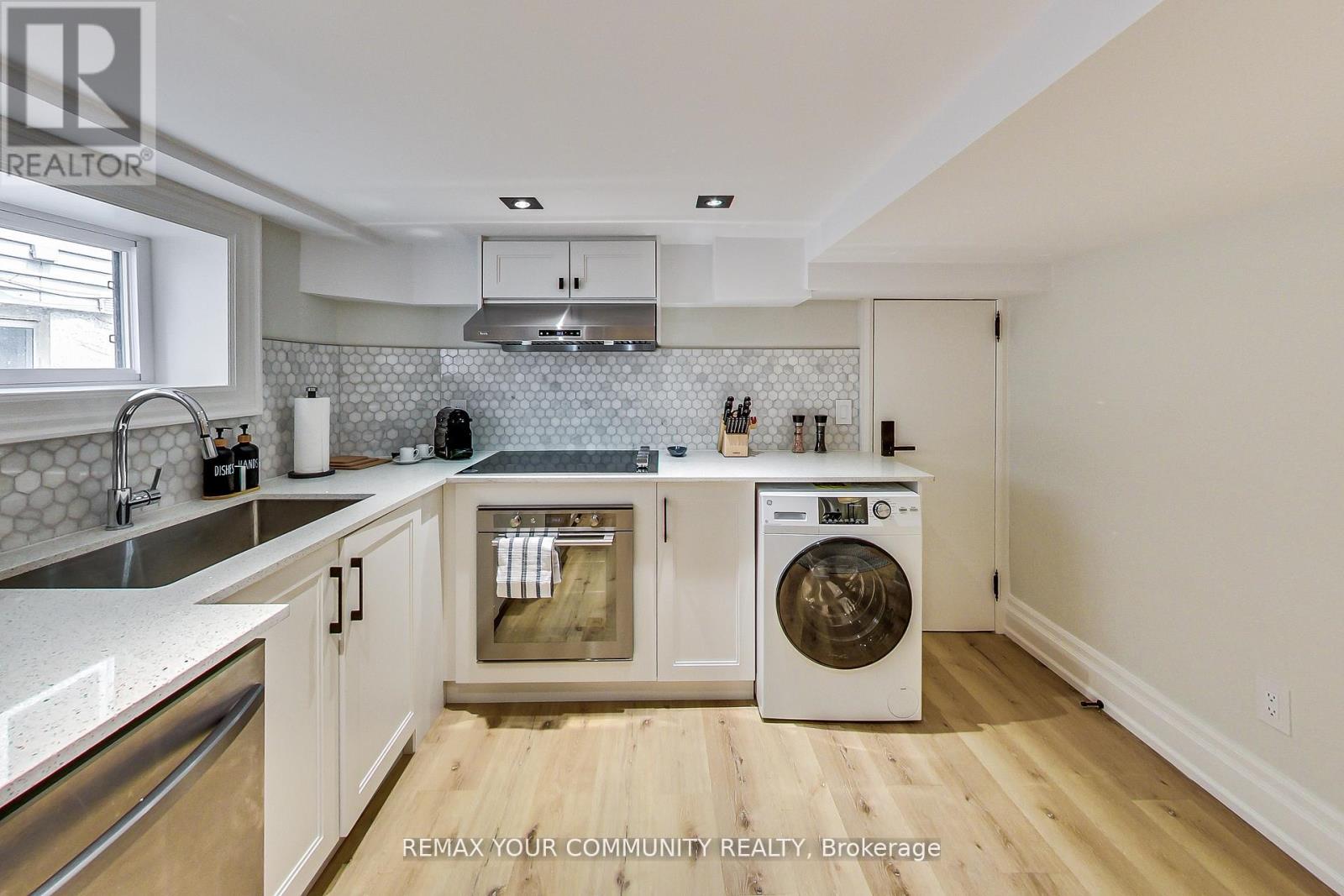 47 SOUDAN AVENUE - 32