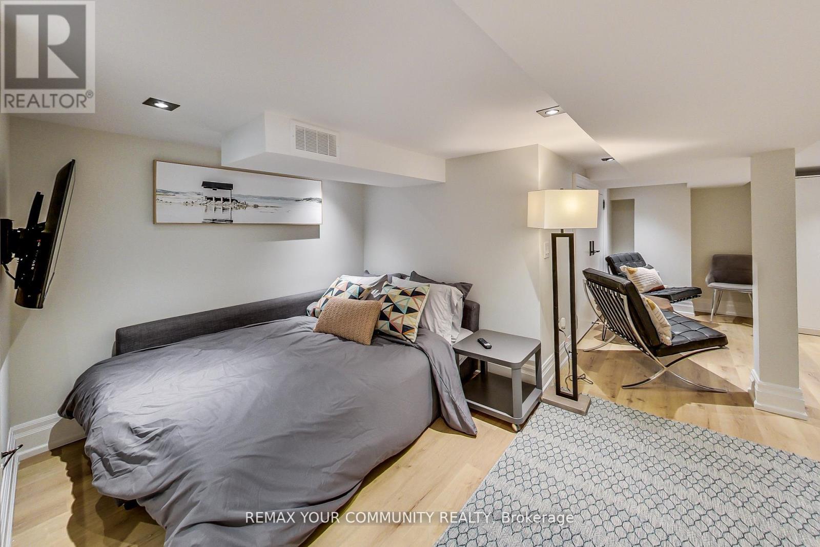 47 SOUDAN AVENUE - 40