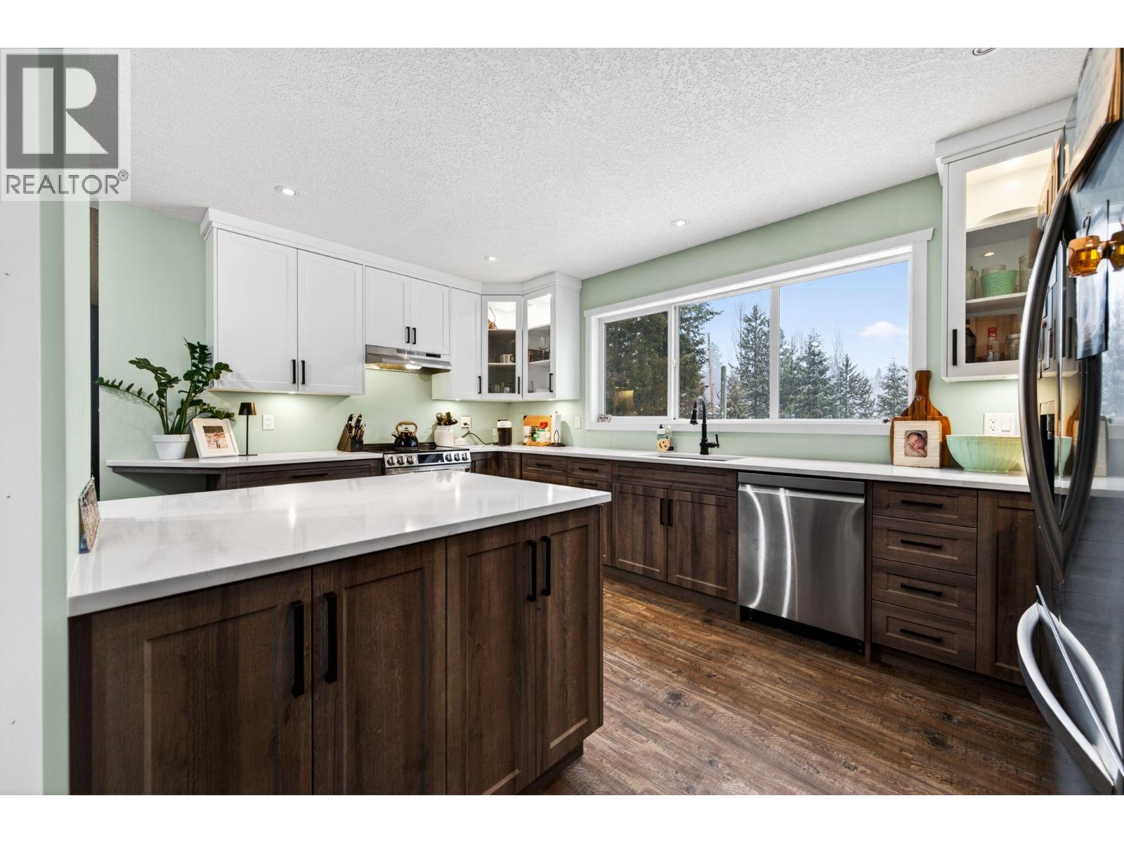 141 Wadlegger Road - 12