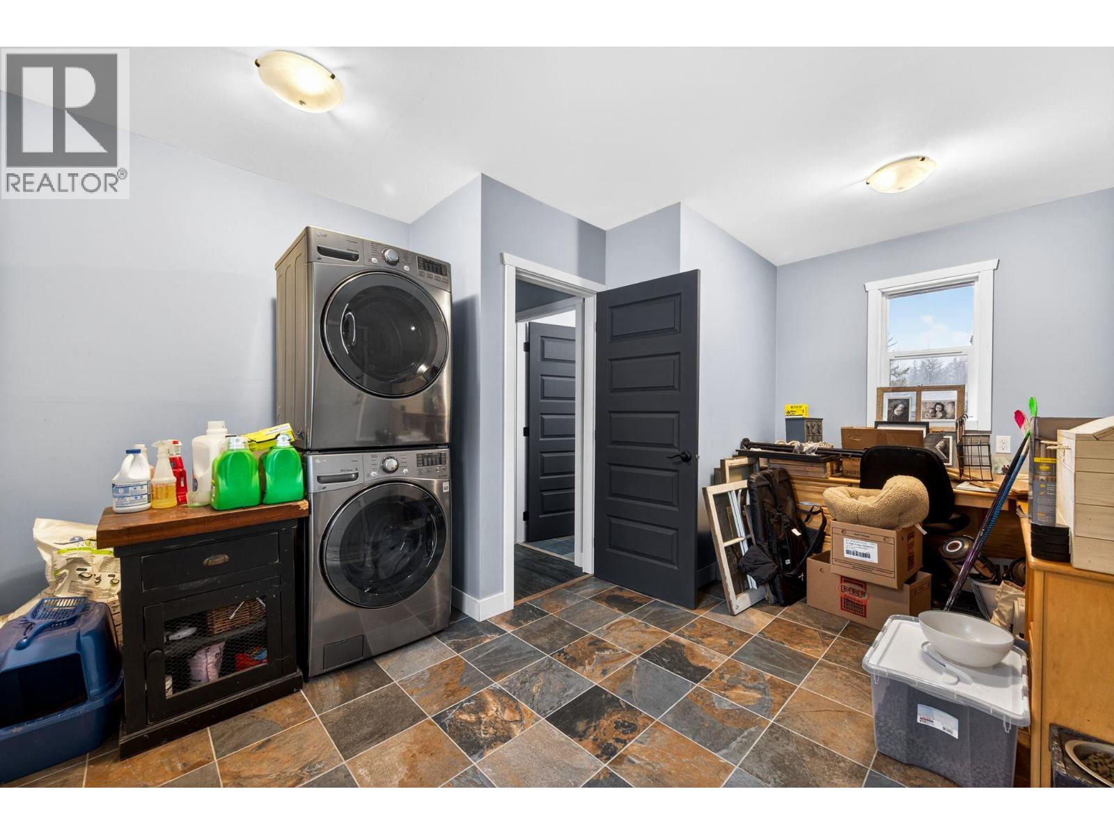 141 Wadlegger Road - 25