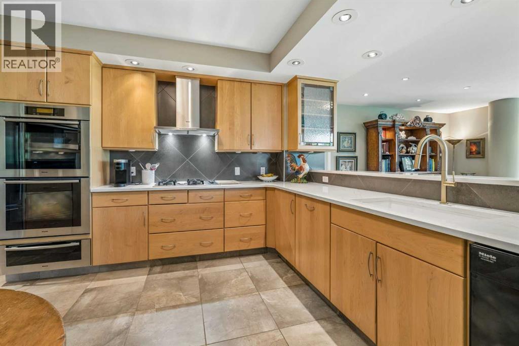 #303 837 2 Avenue SW - 17