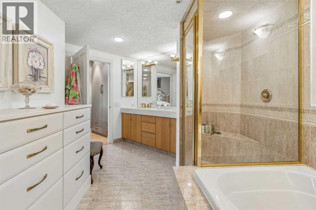 #303 837 2 Avenue SW - 24