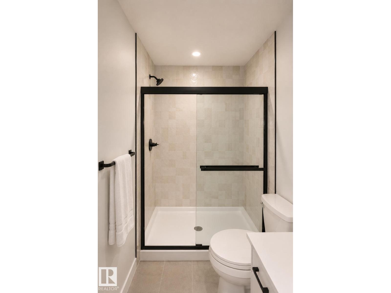 10546 72 AV NW NW - 8