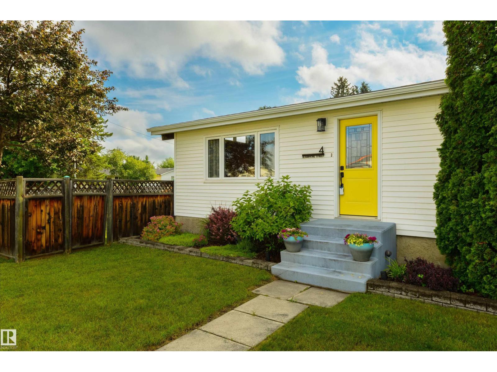 4 BLAIRMORE ST - 2