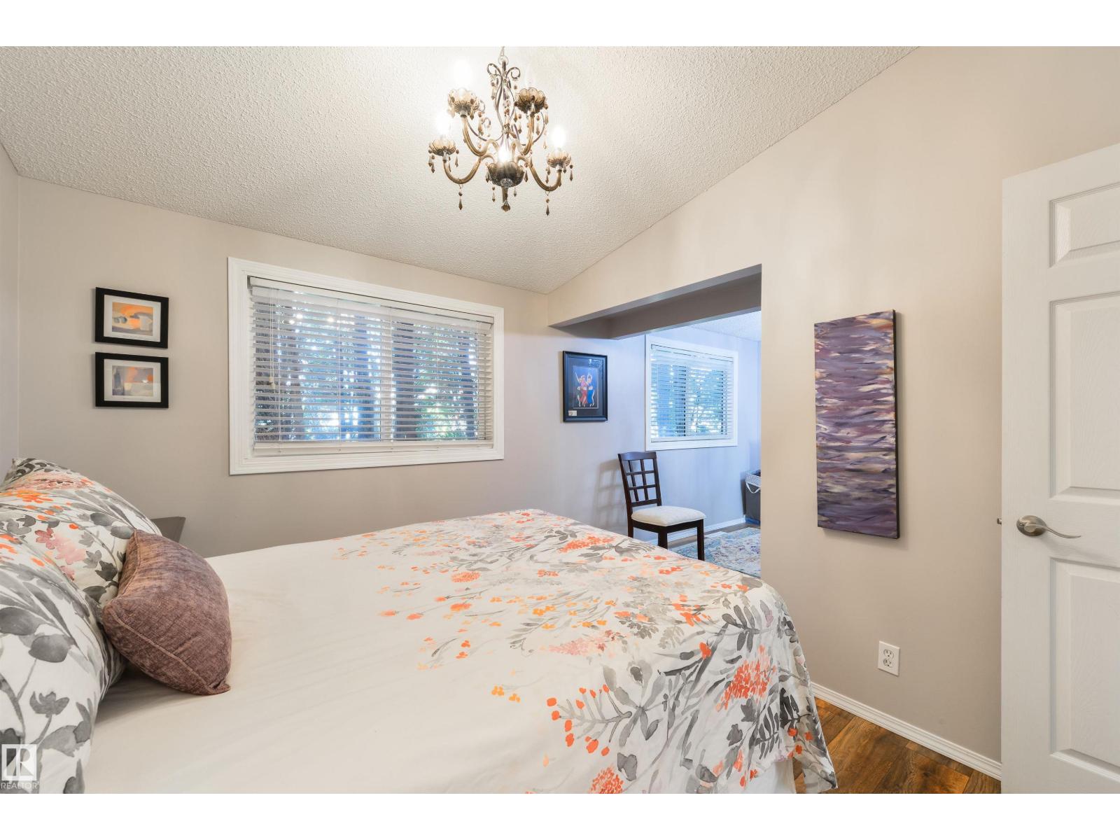 4 BLAIRMORE ST - 21