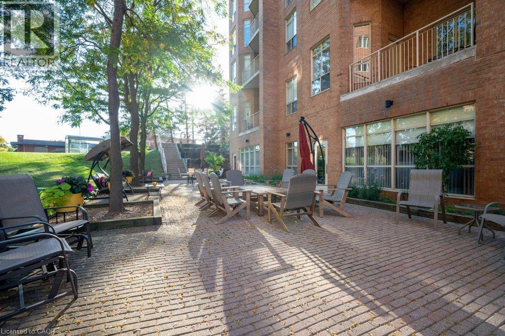 #302 1414 KING Street E - Image 33
