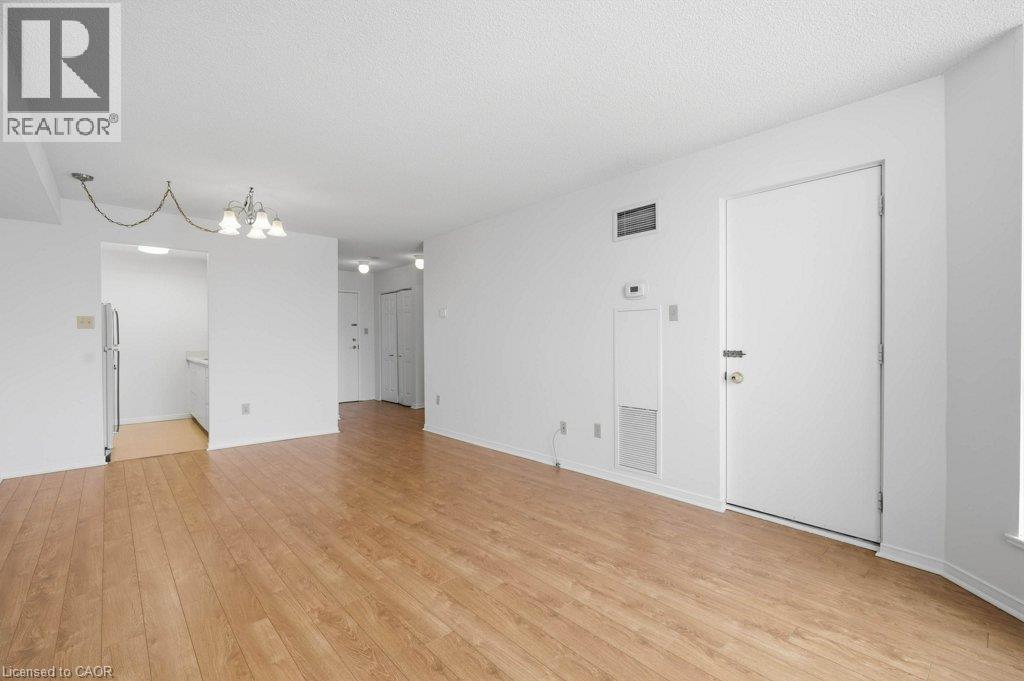 #302 1414 KING Street E - 12