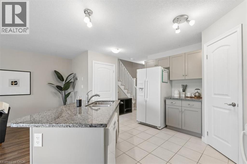 1453 DUNKIRK Avenue - 12