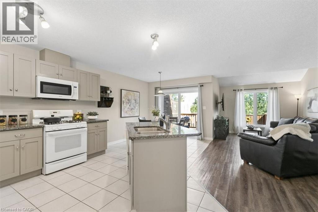 1453 DUNKIRK Avenue - 8