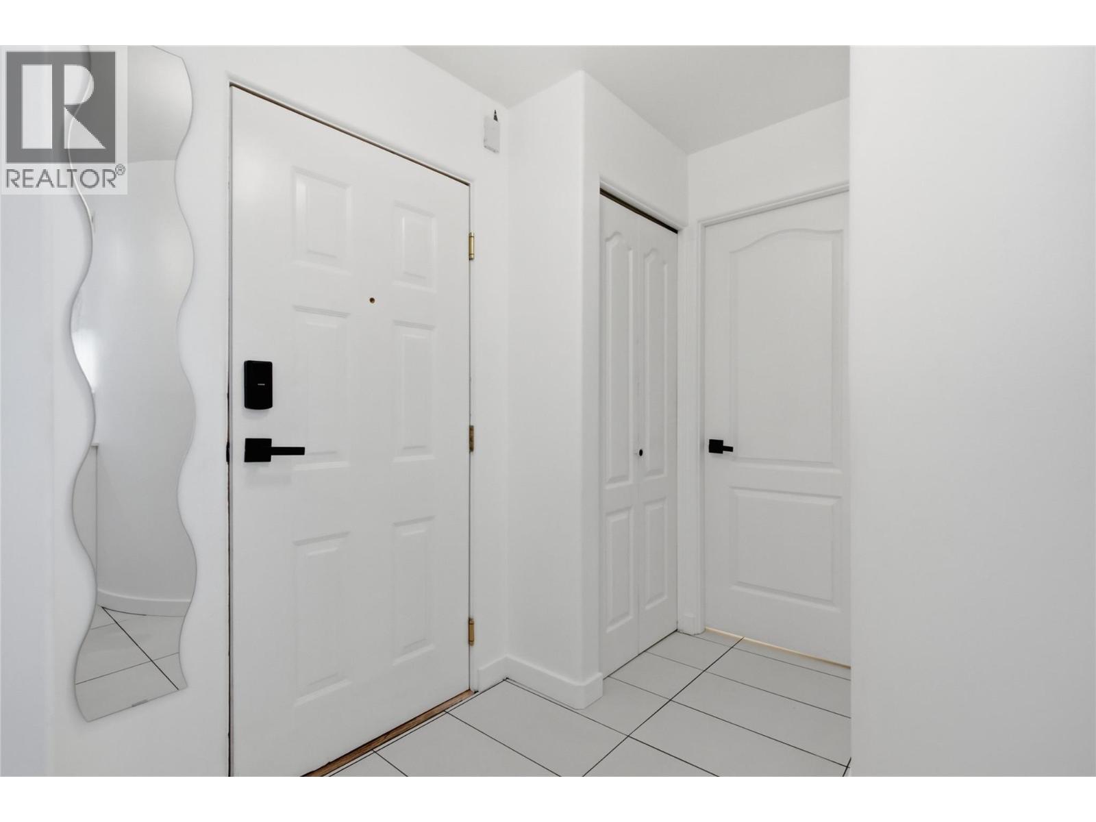 #314 554 SEYMOUR Street - 9