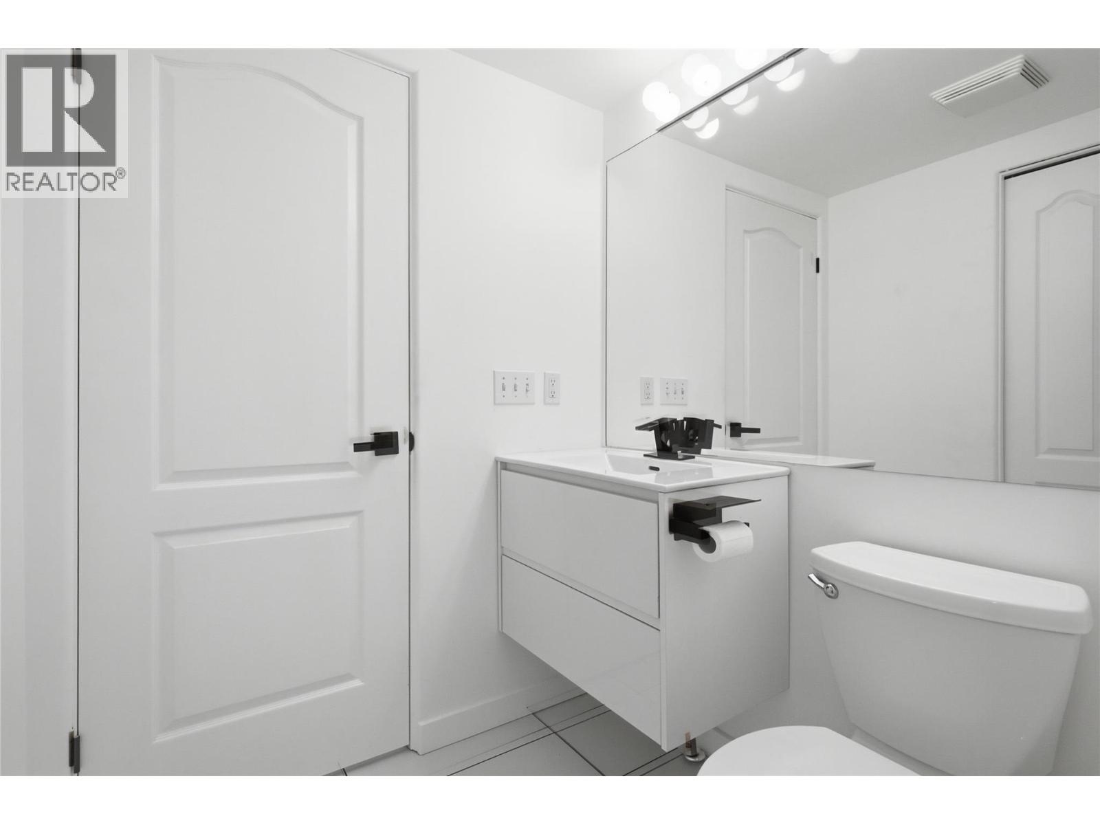 #314 554 SEYMOUR Street - 24