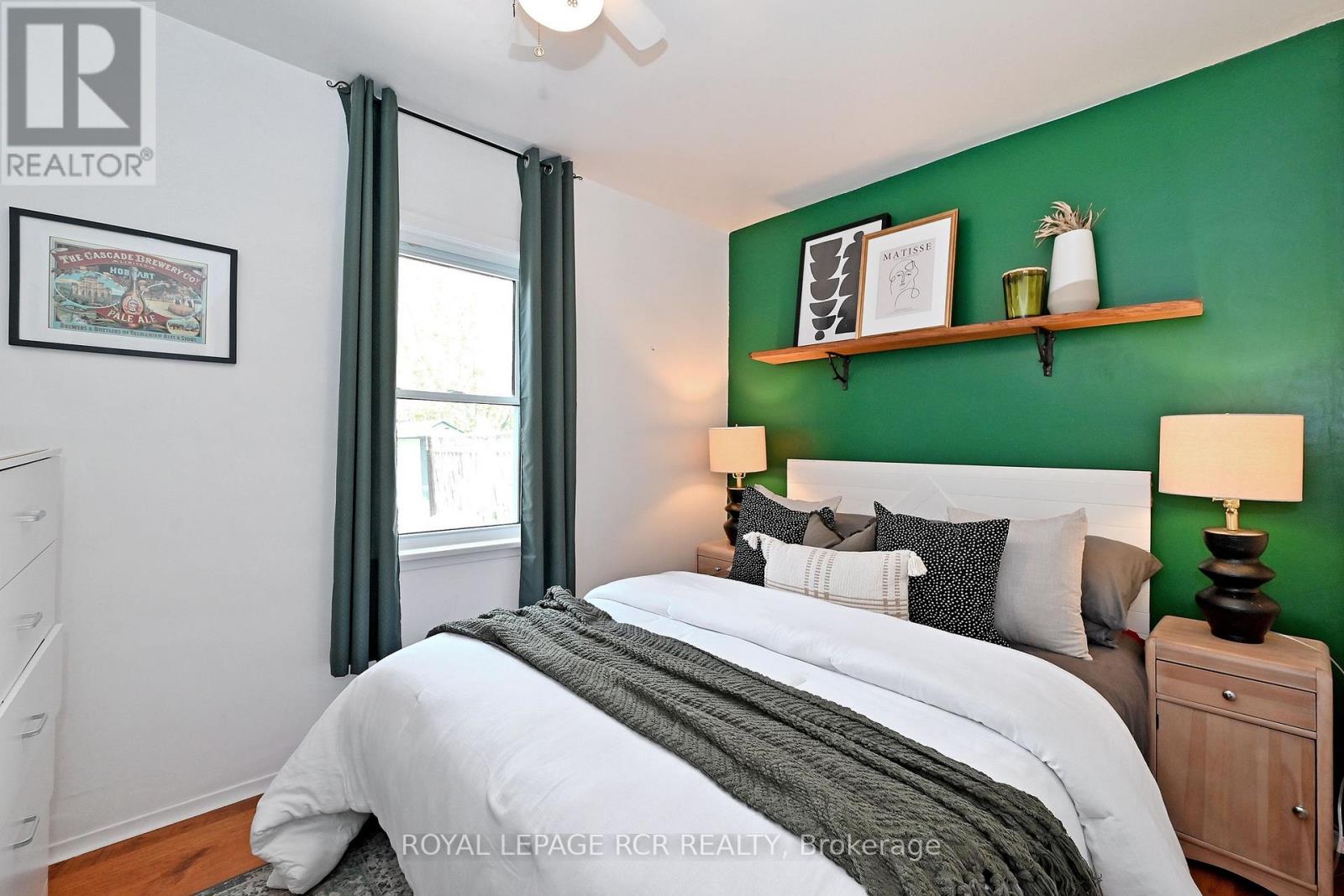 116 BUCKINGHAM AVENUE - 13