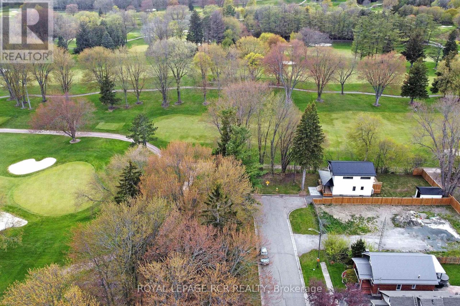 116 BUCKINGHAM AVENUE - 45