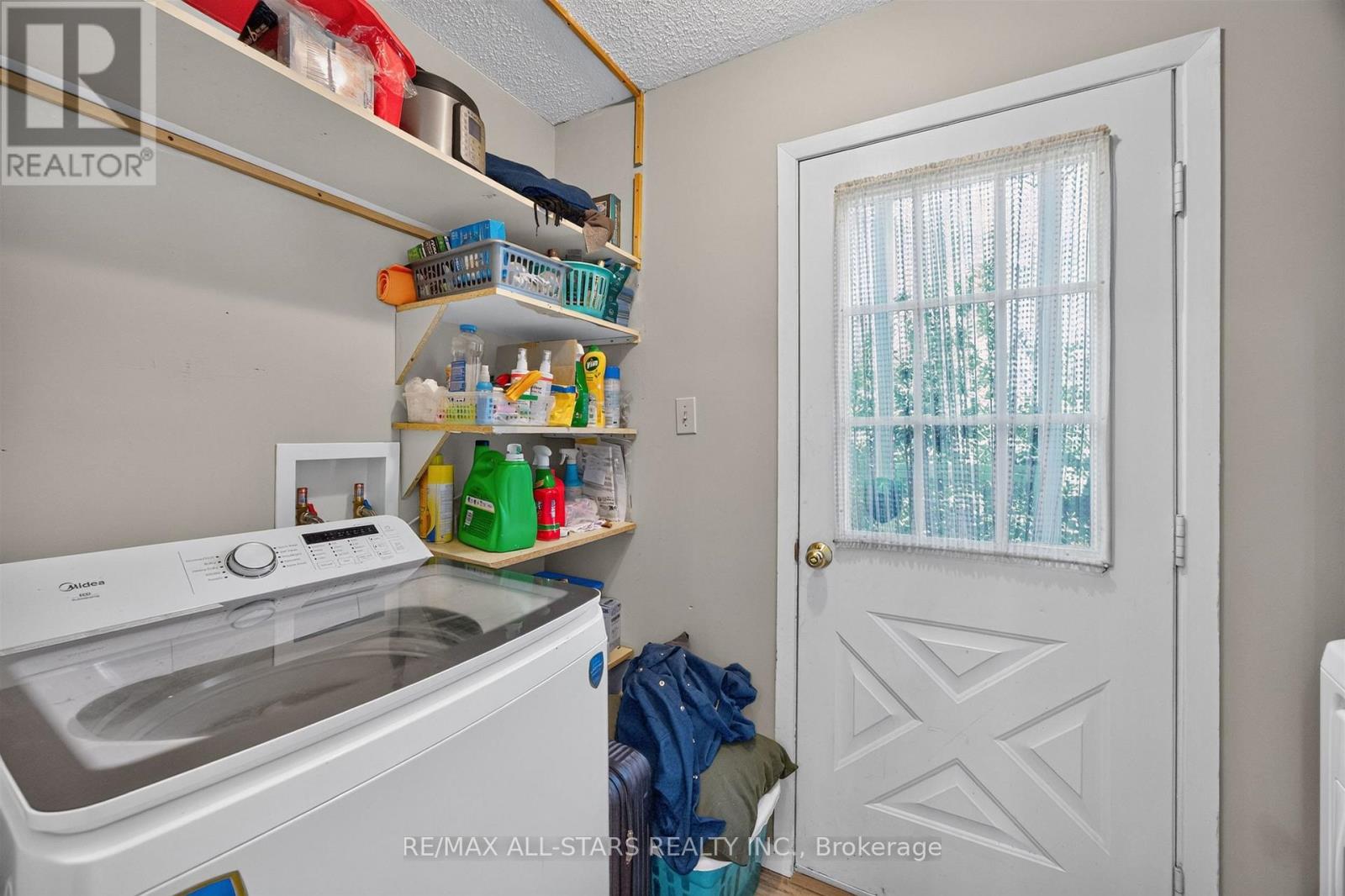 68 PATTERSON CRESCENT - 18