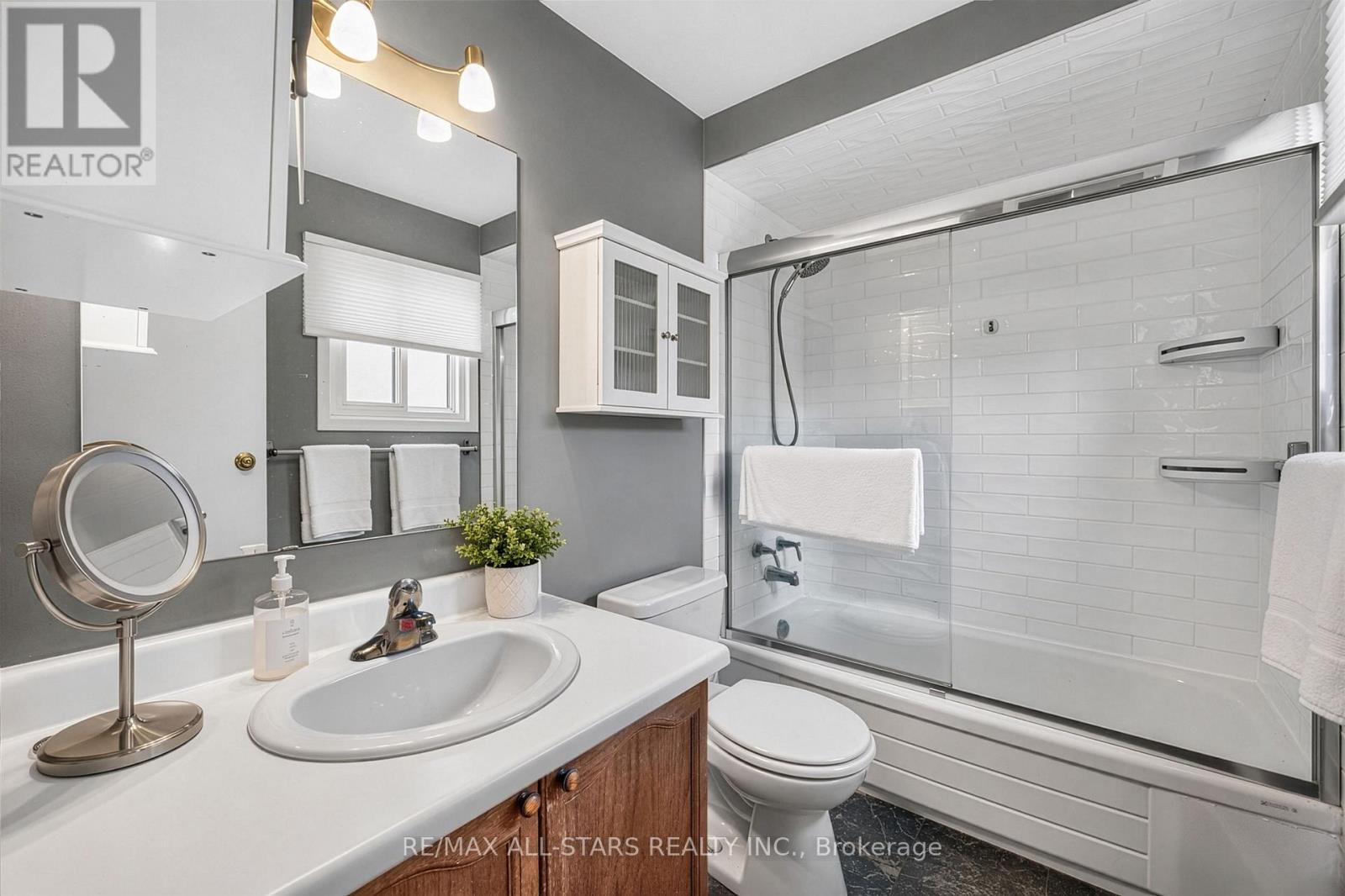 68 PATTERSON CRESCENT - 23