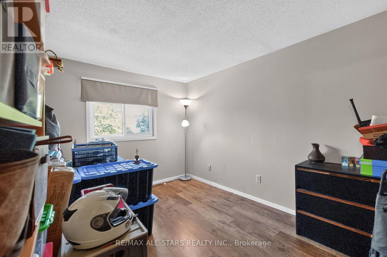 68 PATTERSON CRESCENT - 24