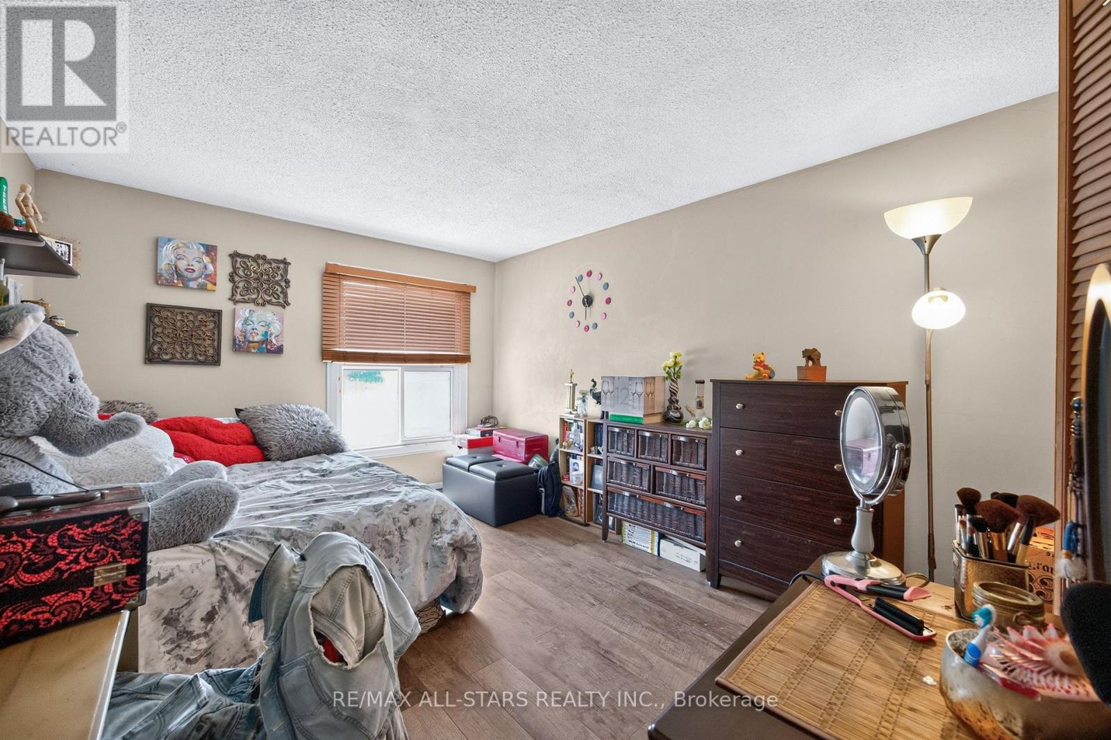 68 PATTERSON CRESCENT - 26