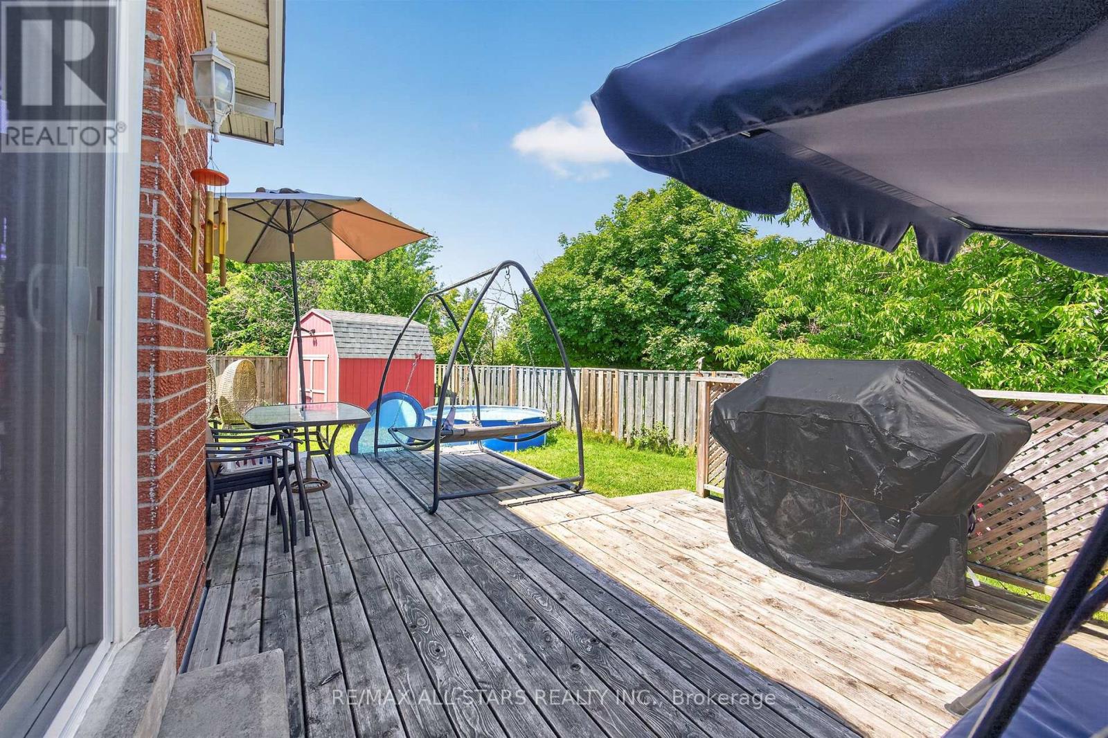 68 PATTERSON CRESCENT - 33
