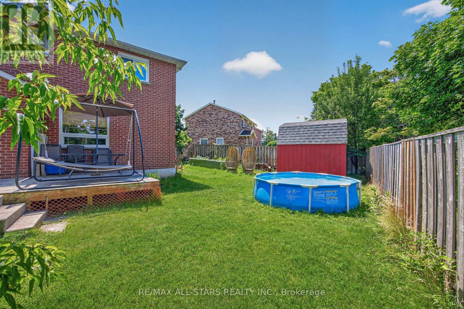 68 PATTERSON CRESCENT - 38