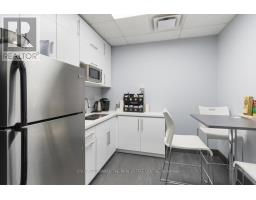 49 & 50 - 588 Edward Avenue, Richmond Hill, ON L4C9Y6 Photo 8