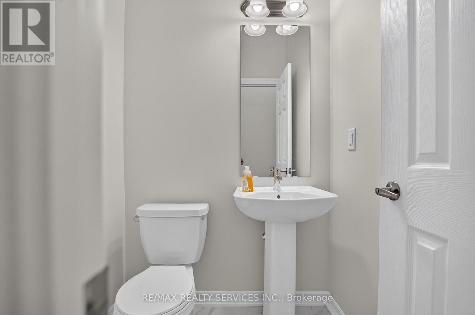 244 WARDEN STREET - 17