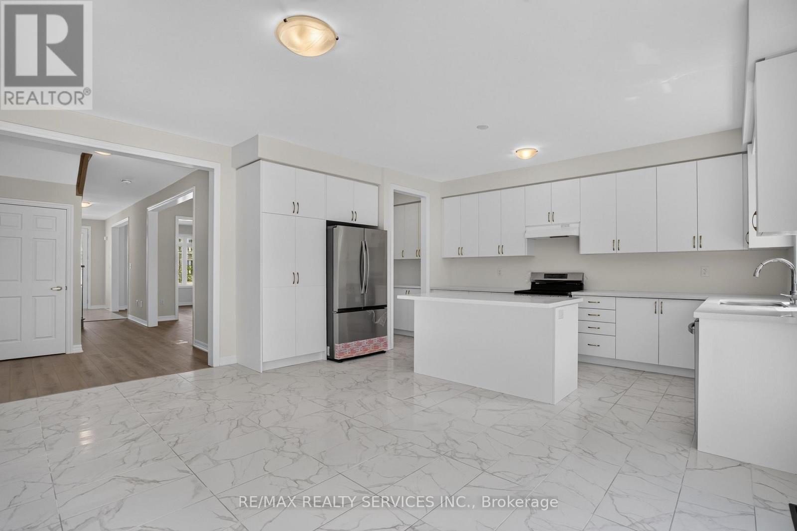 244 WARDEN STREET - 23