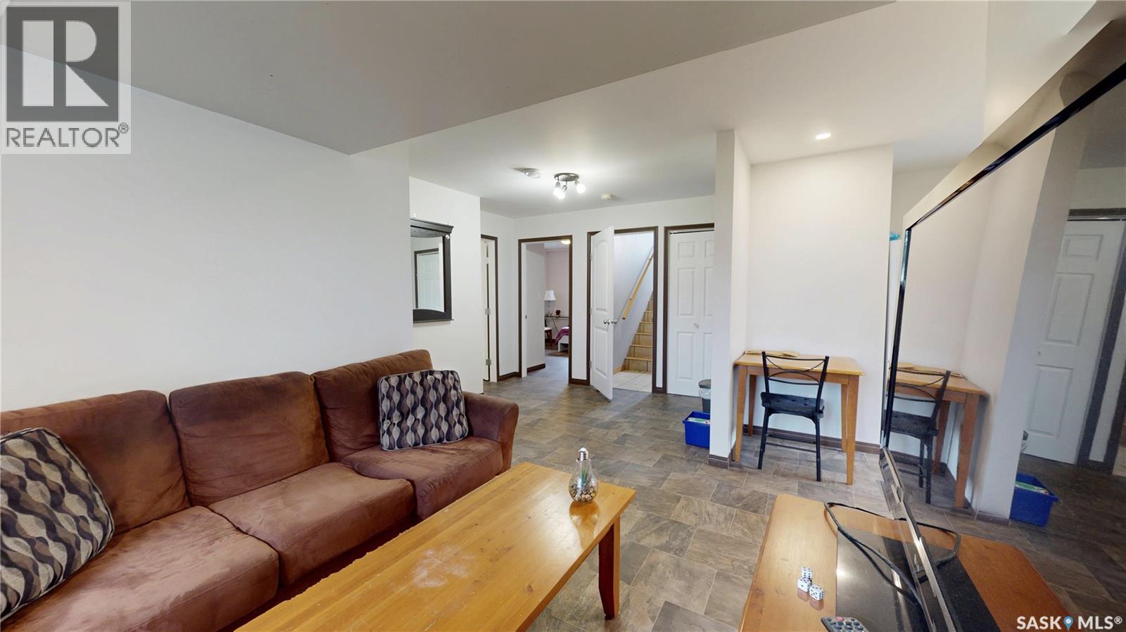 208 Kelly STREET - 27
