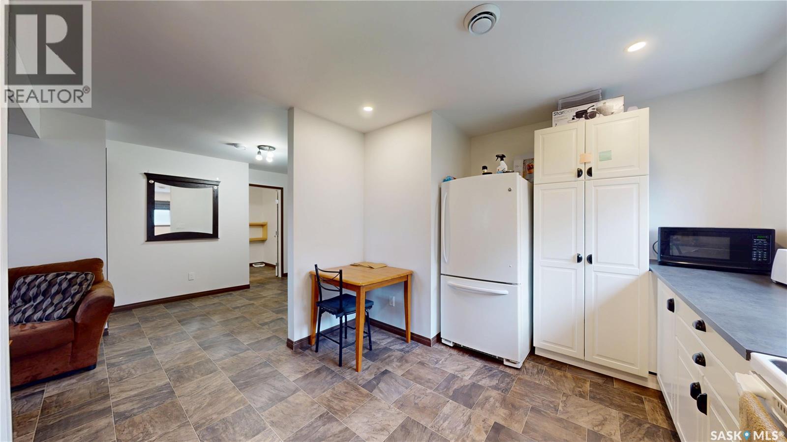 208 Kelly STREET - 29