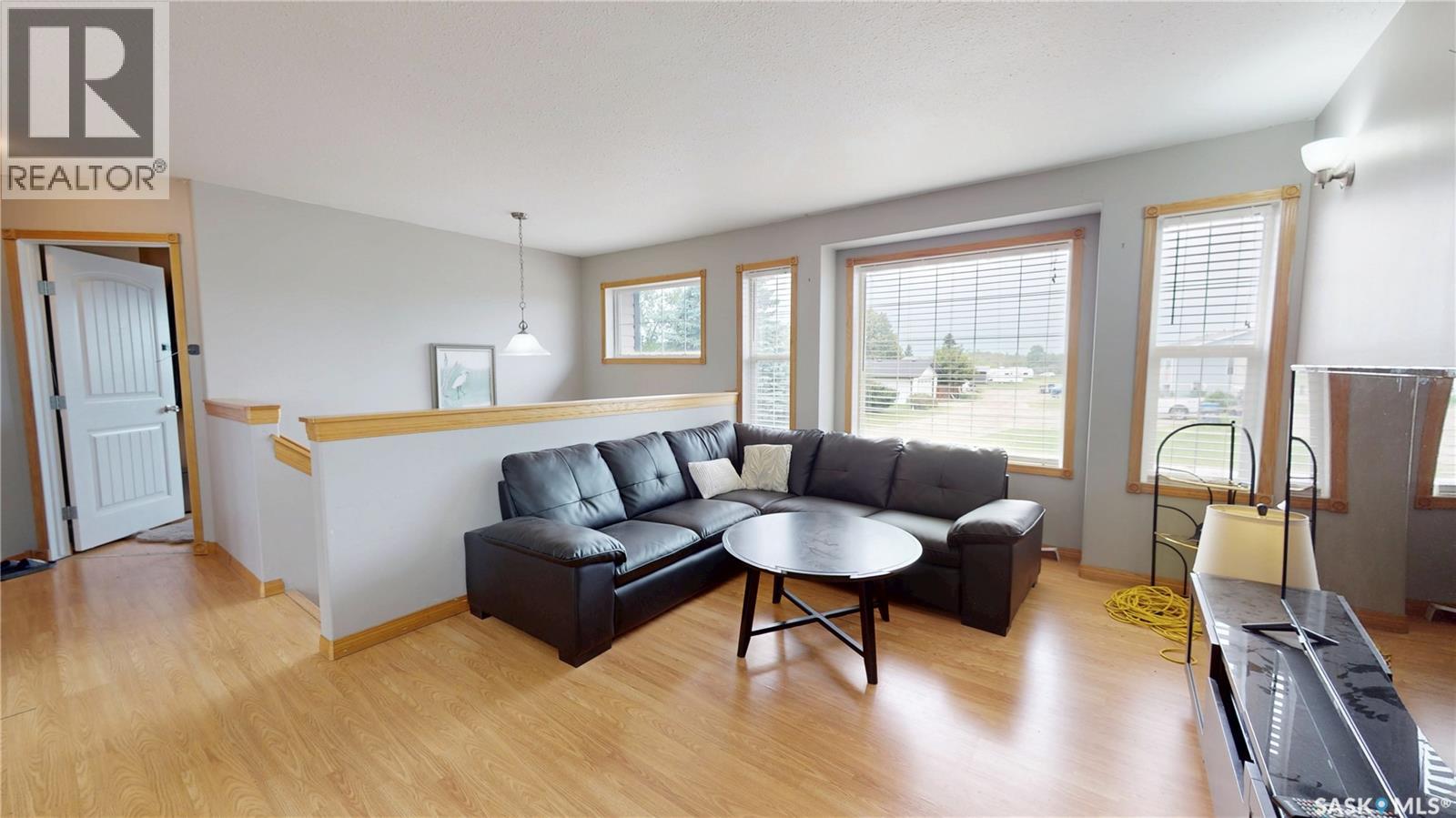 208 Kelly STREET - 7