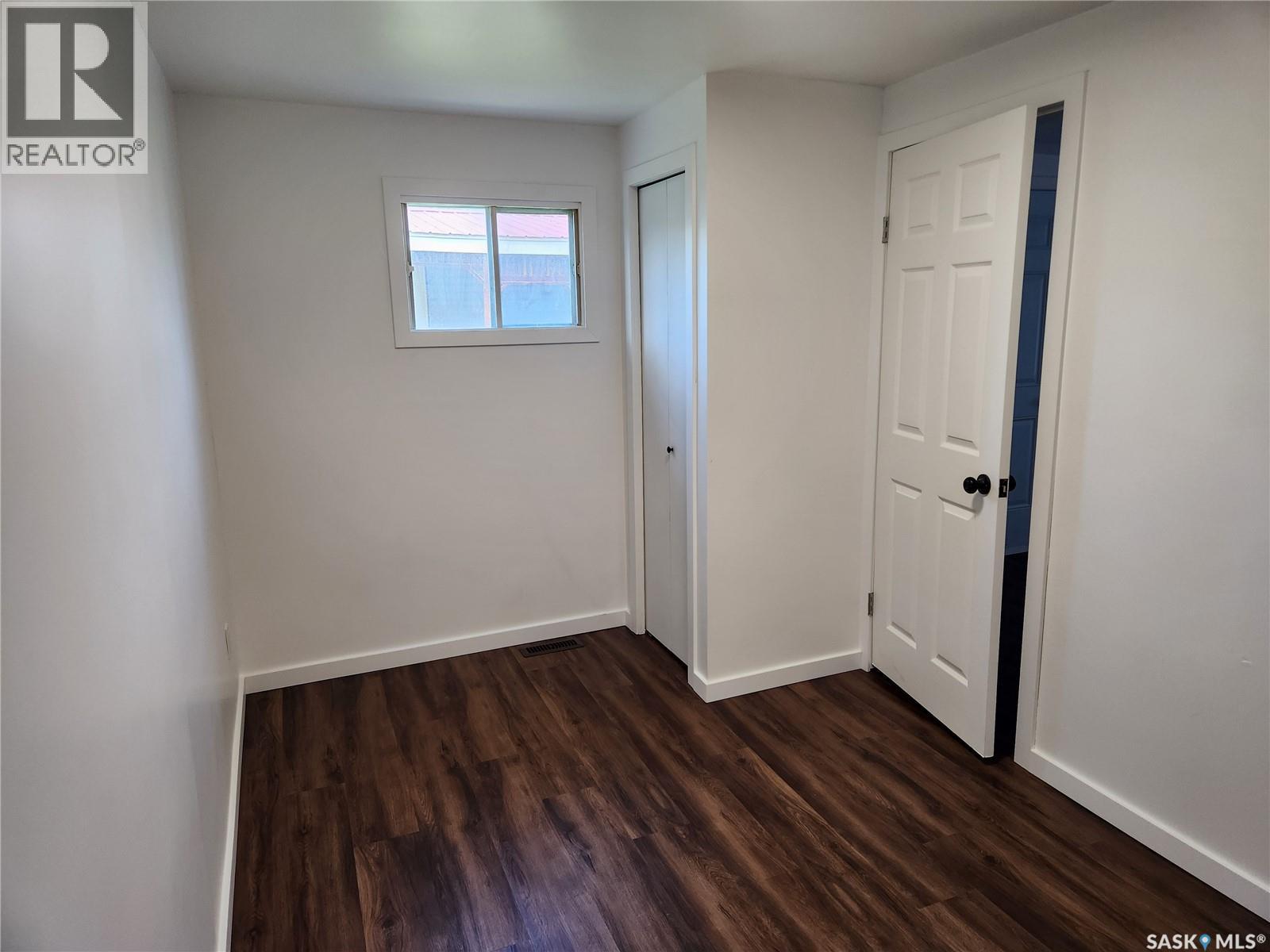 811 97th AVENUE - 11