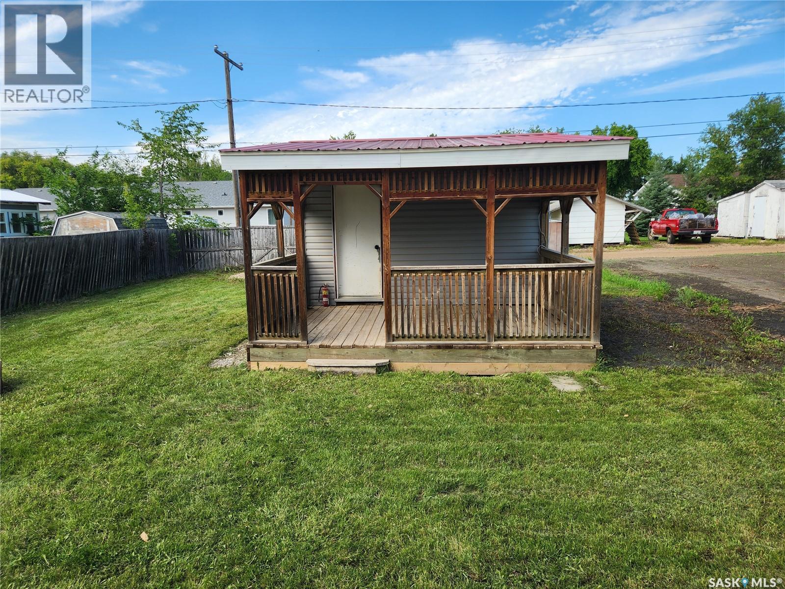 811 97th AVENUE - 16