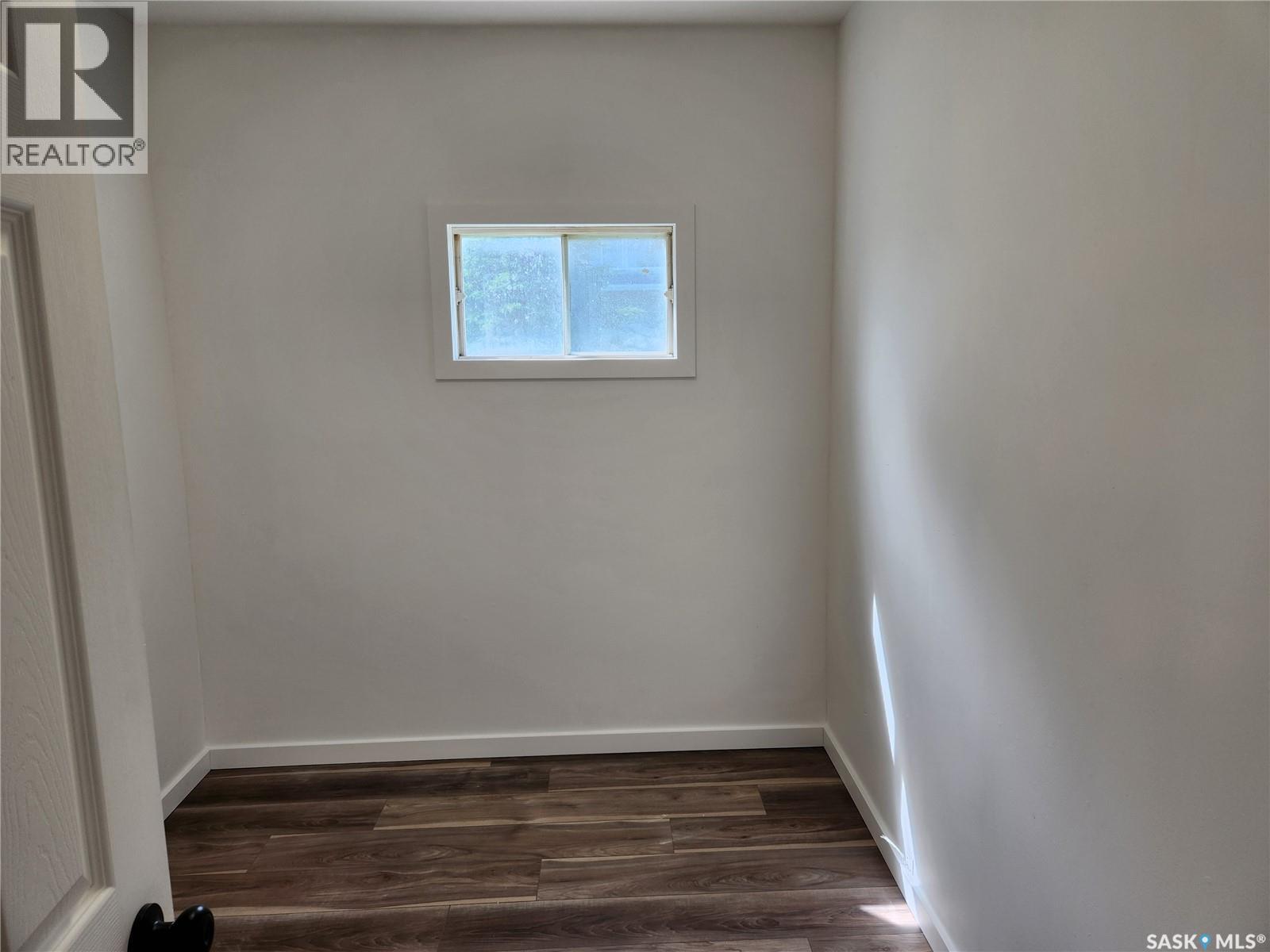 811 97th AVENUE - 7